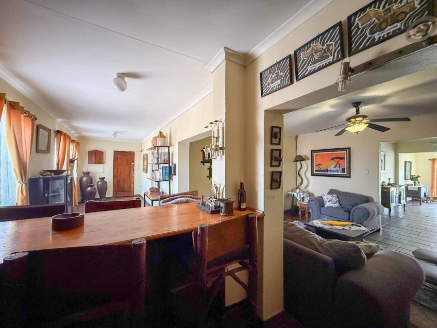 4 Bedroom Property for Sale in De Kroon A H North West